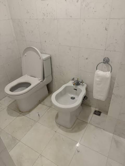 WC & bidet